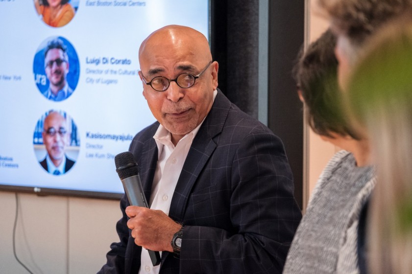 Il professor Kasisomayajula “Vish” Viswanath, direttore  del Lee Kum Sheung Center for Health and Happiness presso la Harvard TH Chan School of Public Health (foto Babble Films) 