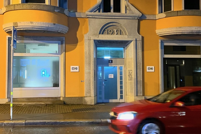 La sede della European Society for Medical Oncology - ESMO in via Ginevra a Lugano (foto di Eugenio Celesti)