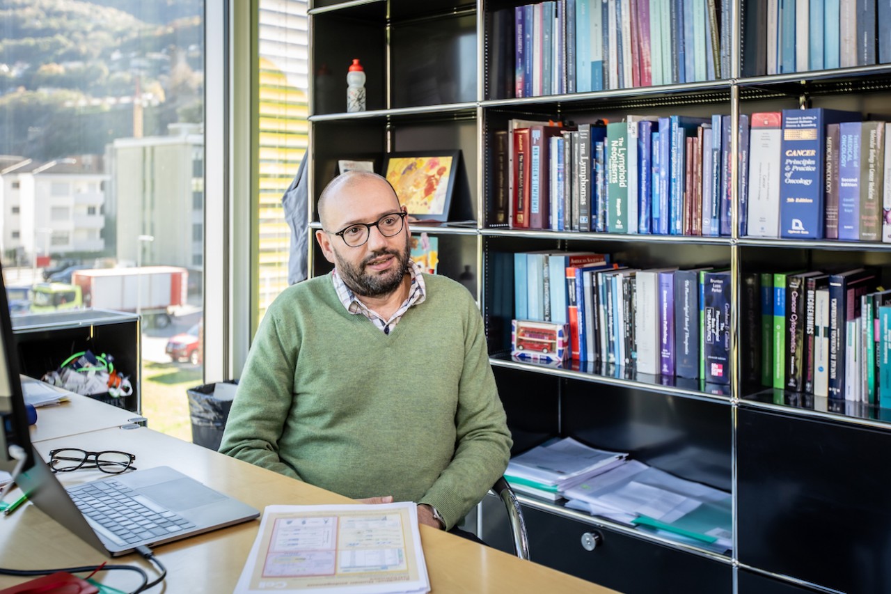 Francesco Bertoni, stellvertretender Direktor des Forschungsinstituts für Onkologie in Bellinzona (Foto: Chiara Micci / Garbani) Francesco Bertoni, stellvertretender Direktor des Forschungsinstituts für Onkologie in Bellinzona (Foto: Chiara Micci / Garbani)