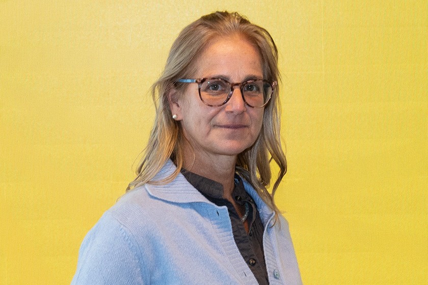 Roberta Pedrinis, arte-terapeuta presso la Lega ticinese contro il Cancro Roberta Pedrinis, arte-terapeuta presso la Lega ticinese contro il Cancro